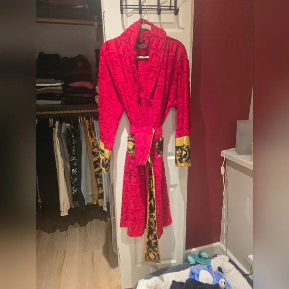 Versace Red and Gold Baroque Robe - Picture 2 of 2